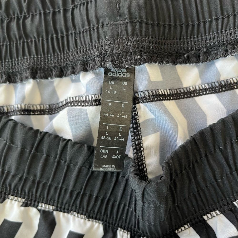 Adidas Athletic Running Shorts Women’s Black White L Stretch Streetwear Sports - Picture 10 of 12